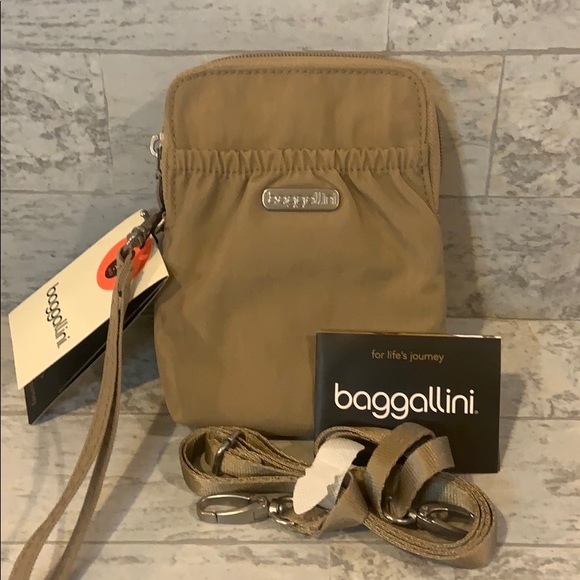 baggallini bryant pouch